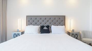 Apartment, Mehrere Betten, Balkon, Meerblick (Encantame Towers Viento 304) | 2 Schlafzimmer, individuell dekoriert, individuell eingerichtet