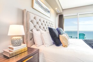 2 habitaciones, decoración personalizada y muebles diferentes 