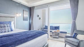 Condo, varias camas, balcón, vista al océano (Encantame Towers Verano 2105) | 2 habitaciones, decoración personalizada y muebles diferentes