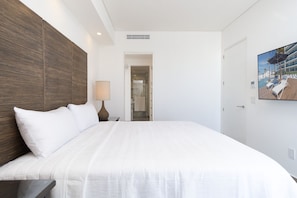 1 bedroom, individually decorated, individually furnished, bed sheets