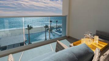 Condo, 1 King Bed with Sofa bed, Balcony, Ocean View (Encantame Towers Velero 403) | Pool
