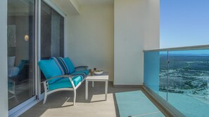 Kondominium, Beberapa Tempat Tidur, balkon, pemandangan samudra (Encantame Towers Verano 2205) | Pemandangan dari kamar