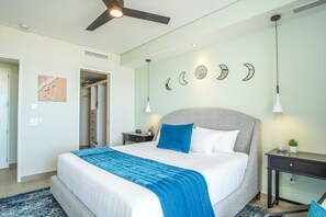 公寓式客房, 多张床, 阳台, 海洋景观 (Encantame Towers Verano 802) | 2 多间卧室、特色装修、特色家居、床单