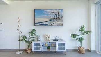 Kondominium, Beberapa Tempat Tidur, balkon, pemandangan samudra (Encantame Towers Verano 105) | Interior