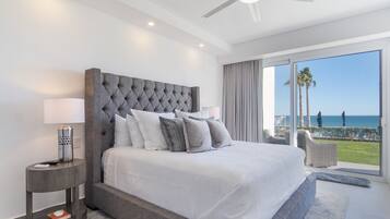 Bloc d'apartaments, diversos llits, balcó, vistes a l'oceà (Encantame Towers Velero 101) | 3 dormitoris, decoració individual, mobiliari individual i roba de llit