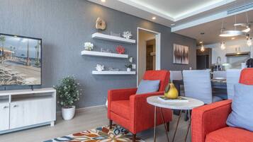 Condo, Multiple Beds, Balcony, Ocean View (Encantame Towers Verano 1704) | Interior