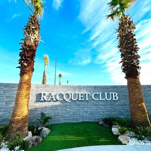 Chi tiết ngoại thất