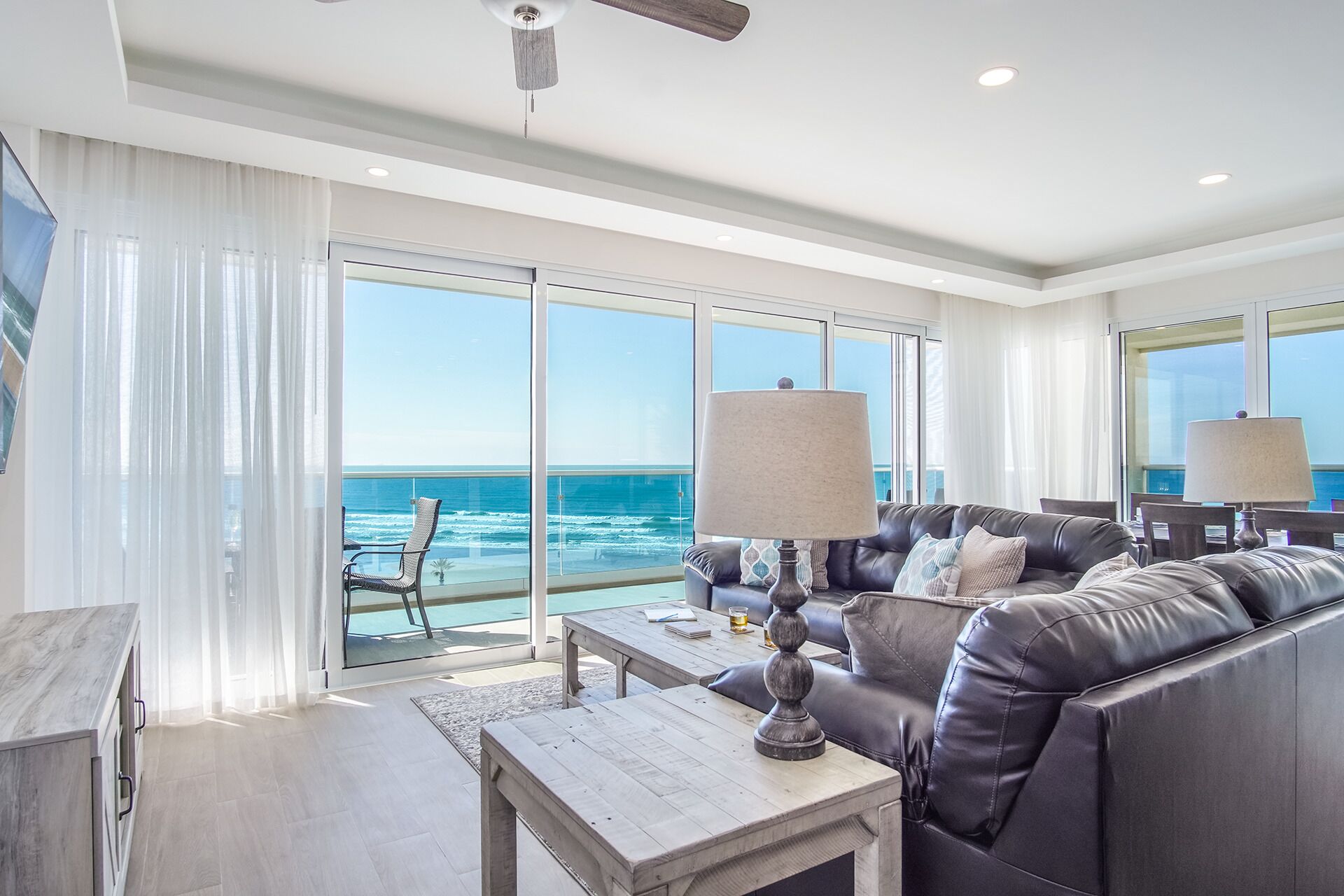 Apartment, Mehrere Betten, Balkon, Meerblick (Encantame Towers Verano 505) | Wohnbereich