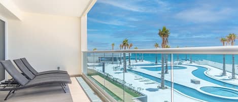 Lägenhet - flera sängar - balkong - havsutsikt (Encantame Towers Viento 202) | Pool