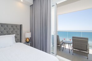 Appartement, meerdere bedden, balkon, uitzicht op oceaan (Encantame Towers Velero 1002) | 2 slaapkamers, individueel gedecoreerd, individueel gemeubileerd