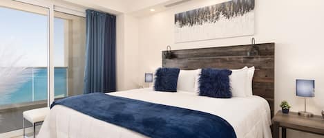 Condo, 1 King Bed with Sofa bed, Balcony, Ocean View (Encantame Towers Viento 1103) | 1 bedroom, individually decorated, individually furnished, bed sheets
