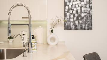 Huoneisto, 1 suuri parisänky ja vuodesohva, parveke, valtamerinäköala (Encantame Towers Viento 1103) | Sisätilat