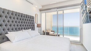 Condo, varias camas, balcón, vista al océano (Encantame Towers Velero 602) | 2 habitaciones, decoración personalizada y muebles diferentes