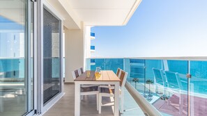 Condo, Multiple Beds, Balcony, Ocean View (Encantame Towers Viento 605) | Outdoor dining