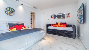 3 bedrooms, individually decorated, individually furnished, bed sheets