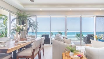 Kondominium, Beberapa Tempat Tidur, balkon, pemandangan samudra (Encantame Towers Velero 305) | 2 kamar tidur dan didekorasi berbeda-beda