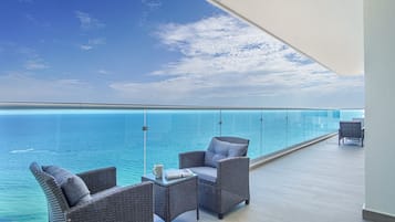 Condo, Multiple Beds, Balcony, Ocean View (Encantame Towers Verano 2005) | View from room