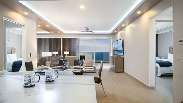 Appartement, Meerdere bedden, balkon, uitzicht op zee (Encantame Towers Viento 2004) | 2 slaapkamers, individueel gedecoreerd, individueel gemeubileerd