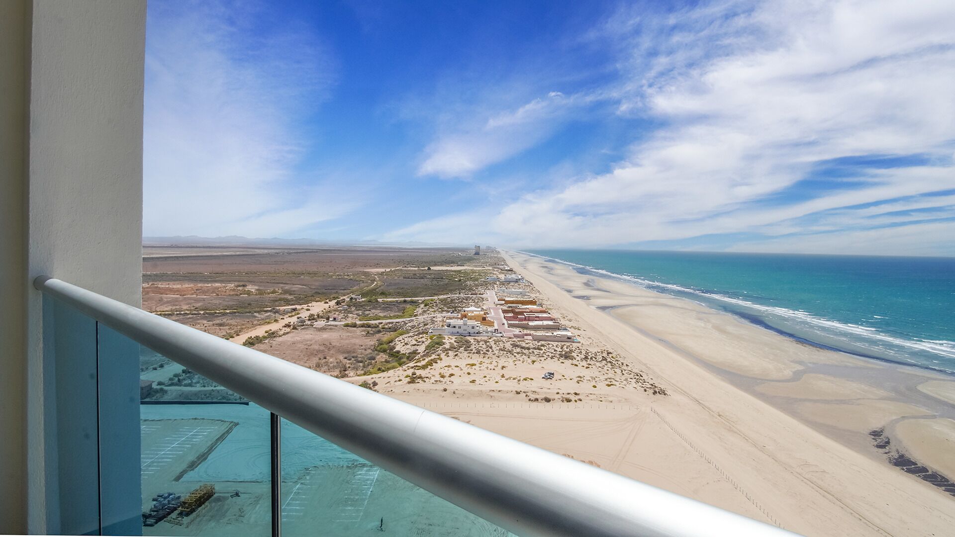 Condo, 1 cama King size y sofá cama, balcón, vista al océano (Encantame Towers Verano 2003) | Vista desde la habitación