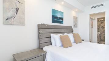 Condo, 1 King Bed with Sofa bed, Balcony, Ocean View (Encantame Towers Velero 1203) | 1 bedroom, individually decorated, individually furnished, bed sheets