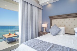 Condo, varias camas, balcón, vista al océano (Encantame Towers Verano 804) | 2 habitaciones, decoración personalizada y muebles diferentes 