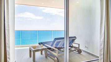 Kondominium, Beberapa Tempat Tidur, balkon, pemandangan samudra (Encantame Towers Velero 2302) | Interior
