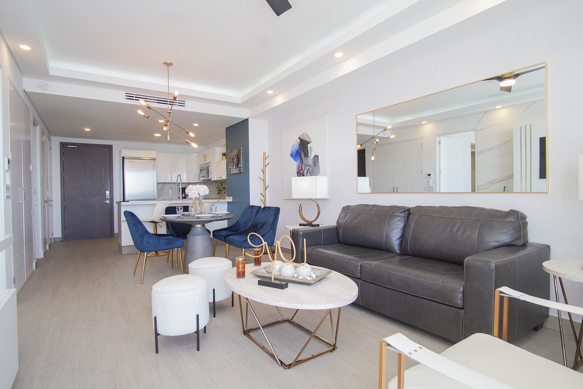 Condo, 1 King Bed with Sofa bed, Balcony, Ocean View (Encantame Towers Velero 903) | Living area