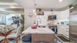 Condo, 1 King Bed with Sofa bed, Balcony, Ocean View (Encantame Towers Verano 403) | Private kitchen - Sublime 1 Bedroom Condo Encantame Towers Verano 403 (Puerto Peñasco)