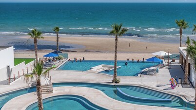 Sublime 1 Bedroom Condo Encantame Towers Verano 403