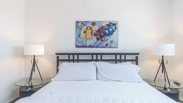 3 bedrooms, individually decorated, individually furnished, bed sheets