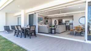 Condo, Multiple Beds, Balcony, Ocean View (Encantame Towers Viento 105) | Outdoor dining - Encantame Towers Viento 105 (Puerto Peñasco)