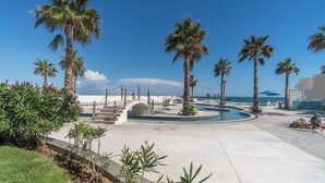 Pool - Panoramic Beach Front Condo Verano 1703 (Puerto Peñasco)