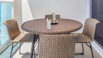 Condo, 1 King Bed with Sofa bed, Balcony, Ocean View (Encantame Towers Verano 1703) | Outdoor dining