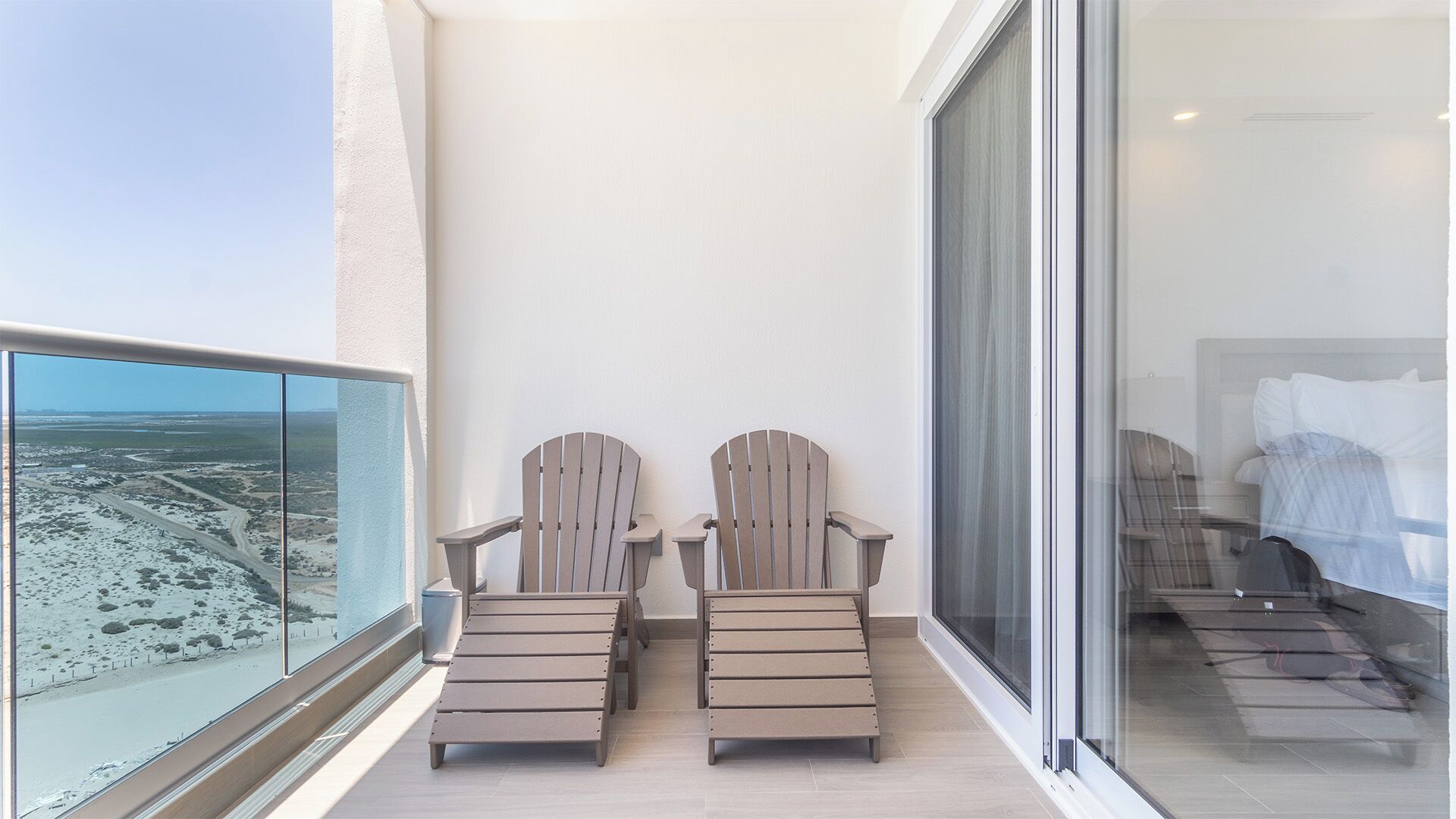 Condo, 1 cama King size y sofá cama, balcón, vista al océano (Encantame Towers Viento 1803) | Terraza o patio