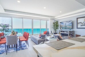 コンドミニアム ベッド (複数台) バルコニー オーシャンビュー (Encantame Towers Verano 801) | 内装