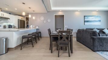 Appartement, Meerdere bedden, balkon, uitzicht op zee (Encantame Towers Viento 1102) | Interieur