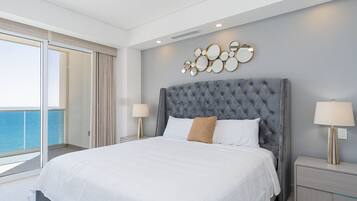 Condo, 1 cama King size y sofá cama, balcón, vista al océano (Encantame Towers Velero 1103) | 1 habitación, decoración personalizada y muebles diferentes