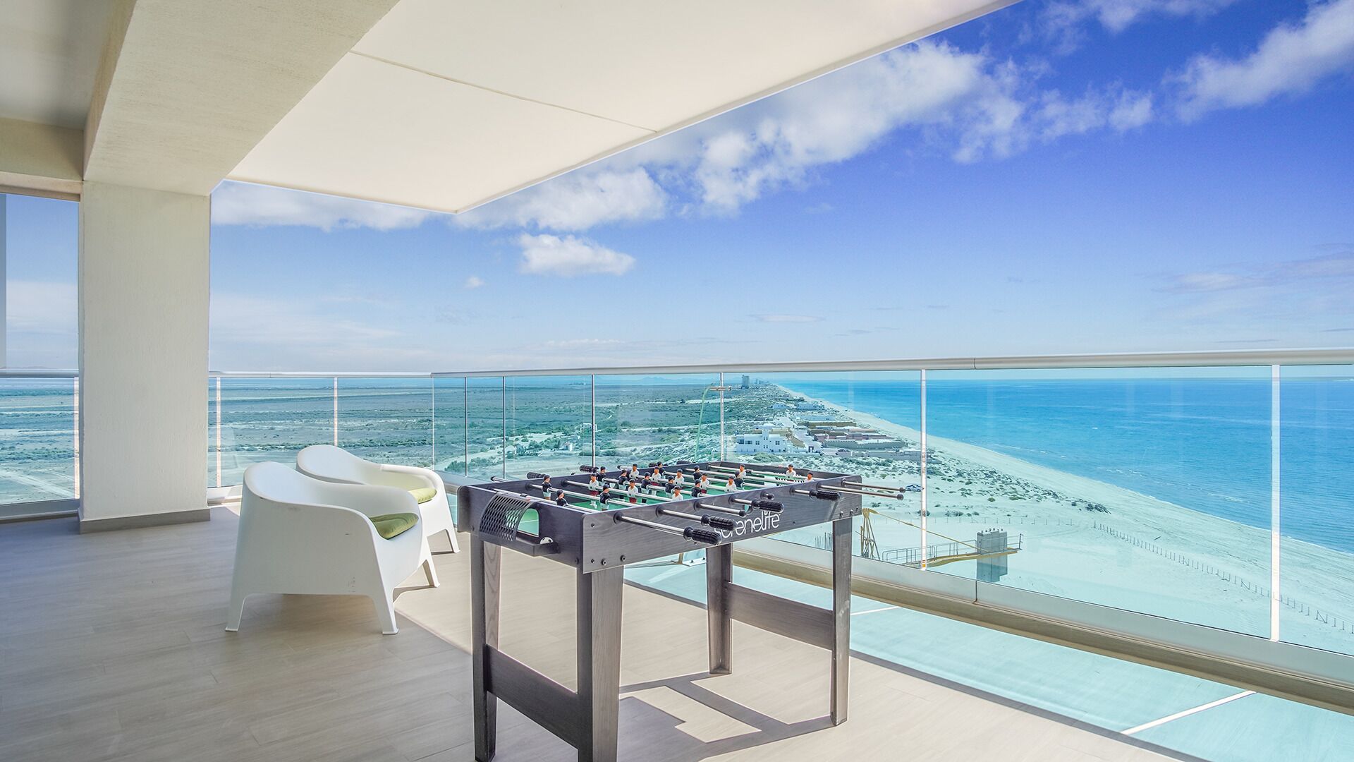 Condo, várias camas, sacada, vista para o oceano (Encantame Towers Verano 1101) | Vista do quarto