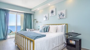 Condo, Plusieurs lits, balcon, vue sur l’océan (Encantame Towers Verano 1101) | 2 chambres, décor unique, ameublement unique