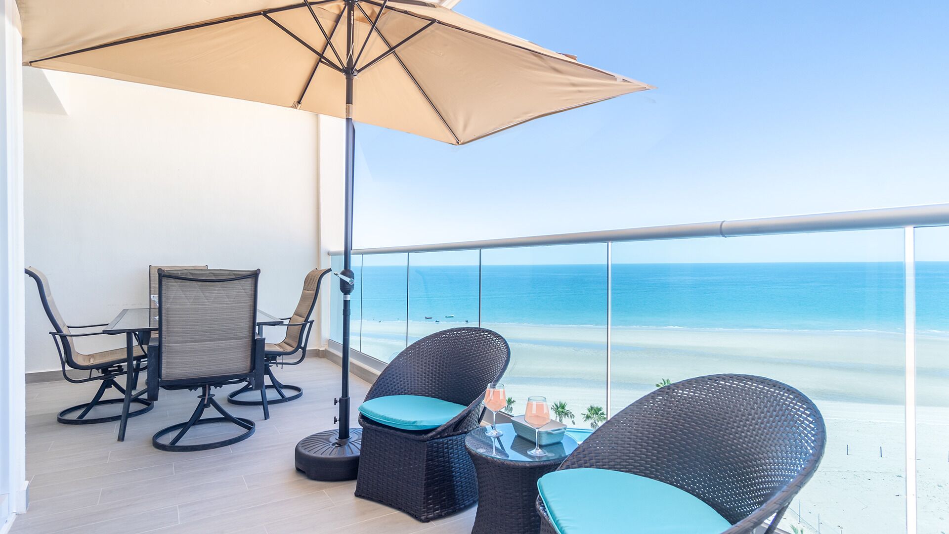 Condo, Multiple Beds, Balcony, Ocean View (Encantame Towers Viento 802) | Outdoor dining