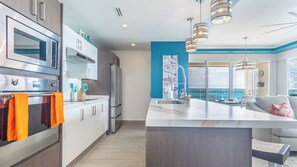 Private kitchen - Luxury Modern Condo at Encantame Towers W1405 (Puerto Peñasco)