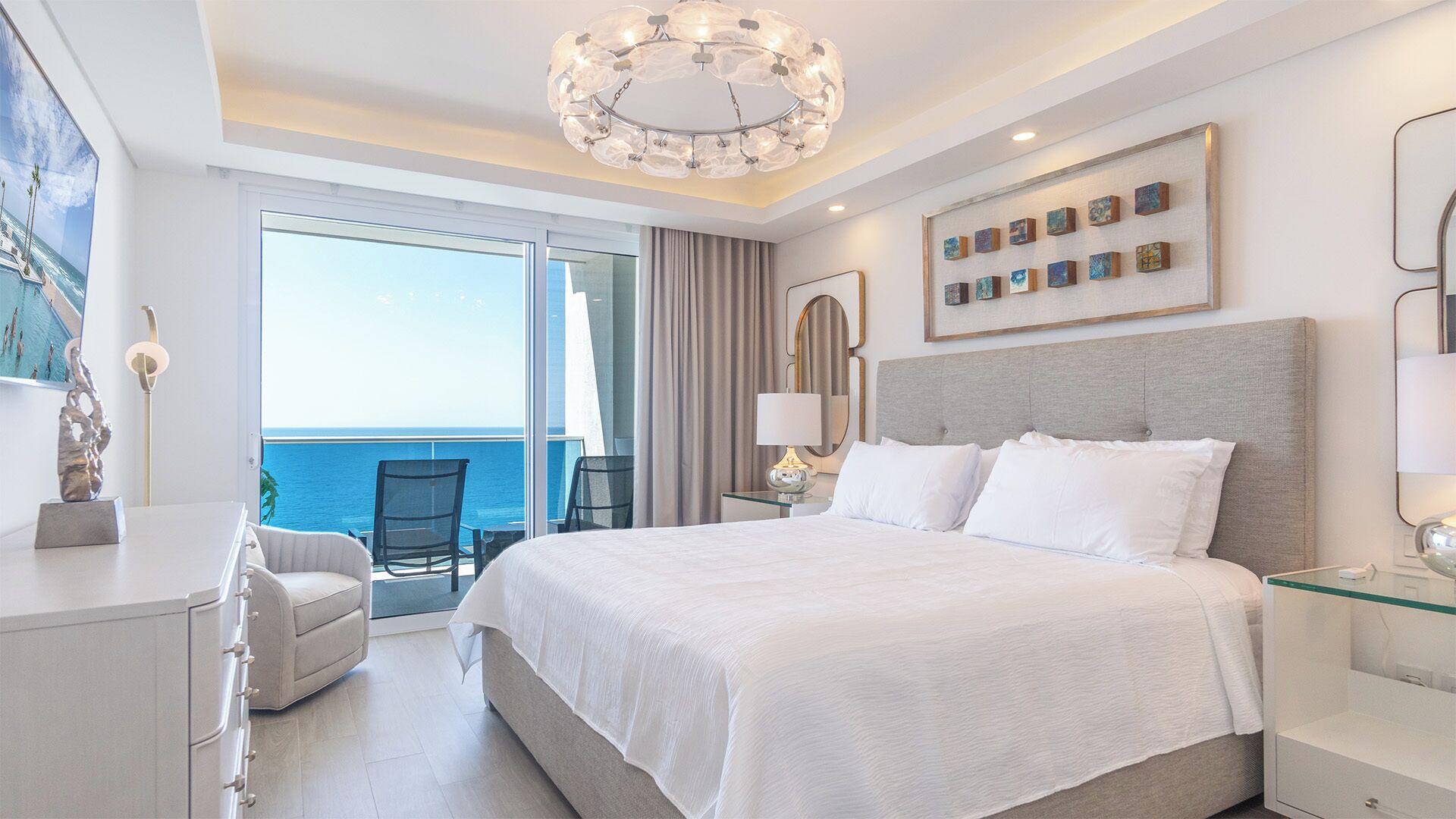 公寓式客房, 多张床, 阳台, 海洋景观 (Encantame Towers Velero 2105) | 2 多间卧室、特色装修、特色家居、床单