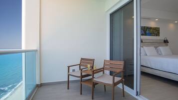 Condo, 1 King Bed with Sofa bed, Balcony, Ocean View (Encantame Towers Velero 2303) | 1 bedroom, individually decorated, individually furnished, bed sheets