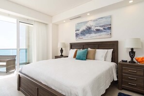 Condo, 1 cama King size y sofá cama, balcón, vista al océano (Encantame Towers Velero 603) | 1 habitación, decoración personalizada y muebles diferentes 