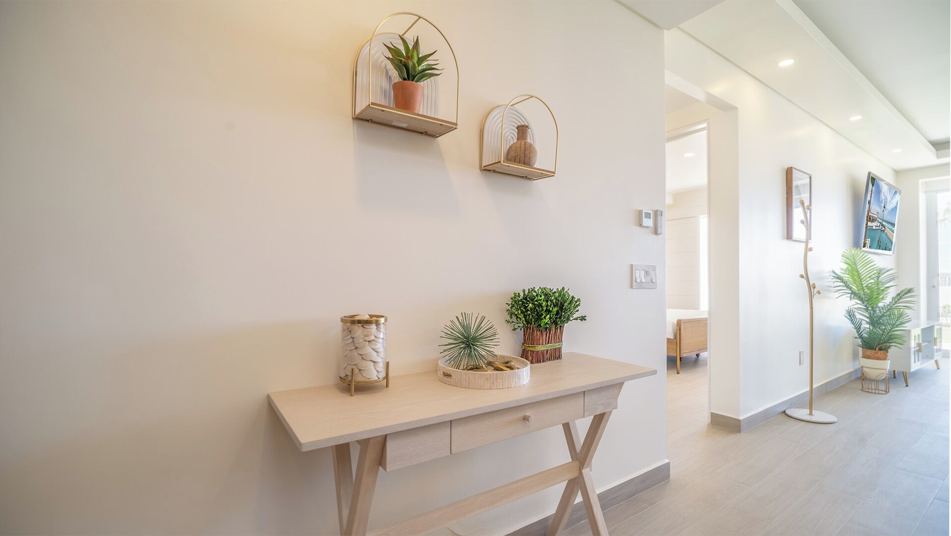 Condo, varias camas, balcón, vista al océano (Encantame Towers Verano 104) | Interior