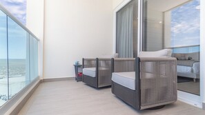 Leilighet, 1 kingsize-seng med sovesofa, balkong, havutsikt (Encantame Towers Viento 1203) | Utsikt fra rommet