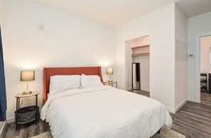 1 makuuhuone, silitysrauta/-lauta, ilmainen Wi-Fi, vuodevaatteet