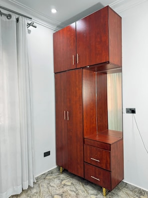 Appartement Deluxe, balcon, vue ville | Wi-Fi gratuit