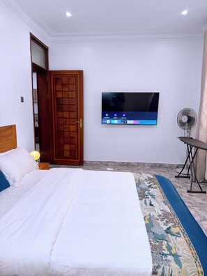 Deluxe appartement, balkon, uitzicht op de stad | Gratis wifi