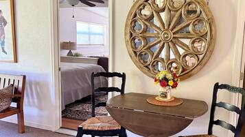 4 chambres, Wi-Fi, literie fournie, accessible en fauteuil roulant